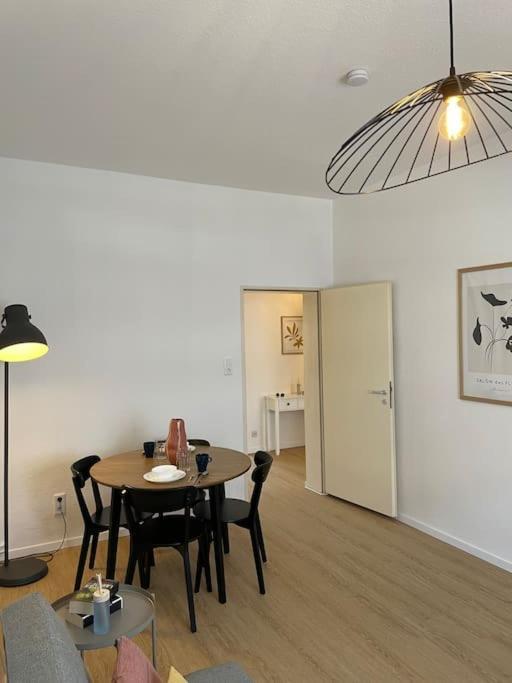 Stilvolle 3 Zimmer Wohnung In BRE Buitenkant foto